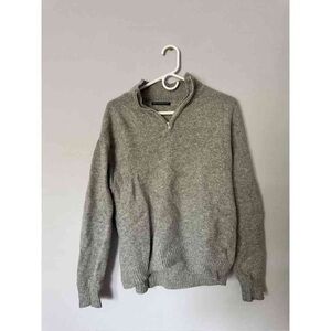 Men's Classic Gray Zip-Up Sweater